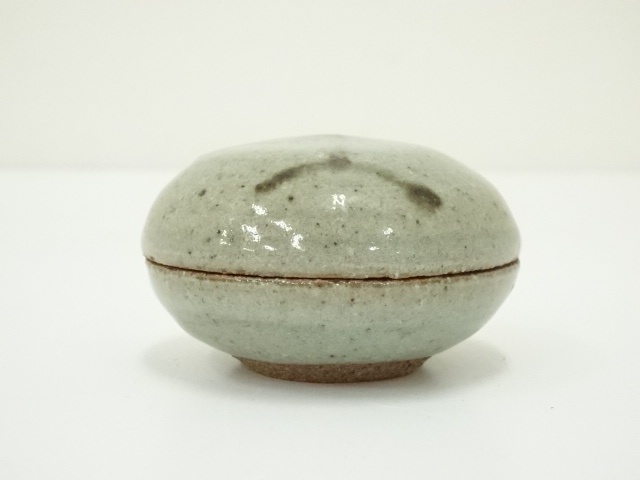 a293 香合　絵唐津　時代　辻堂　茶道具　茶道　古物　骨董　唐津焼 道具 ] - 道具 井上公之造 絵唐津香合（共箱） | ネットショップ圭